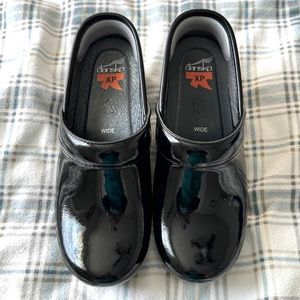 Black Patent Dansko XP 36 Wide